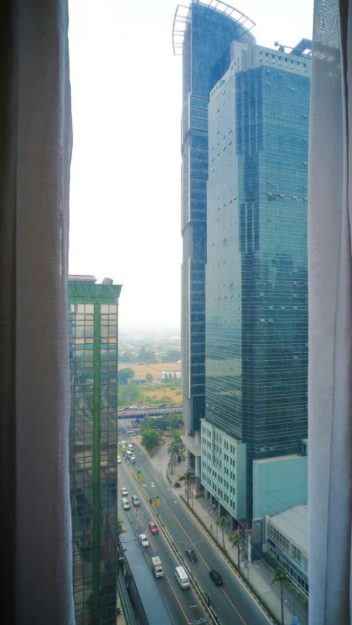 Currency Serviced Suites Manila Ngoại thất bức ảnh